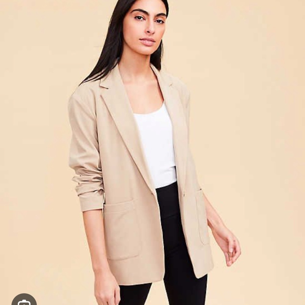 Lou & Grey oversized Heavyweight‎ Luvstretch Light Tan Blazer New